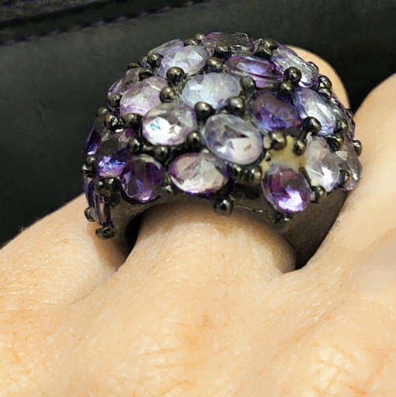 Vintage Blue/Purple Domed Crystal Cocktail Ring- 7 - Picture 6 of 6